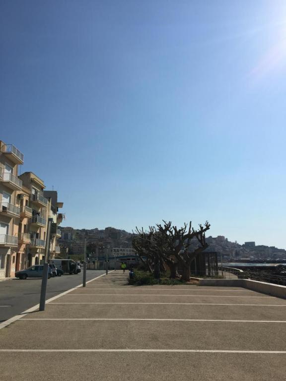 Mare Azzurro Appartamento Sciacca Luaran gambar